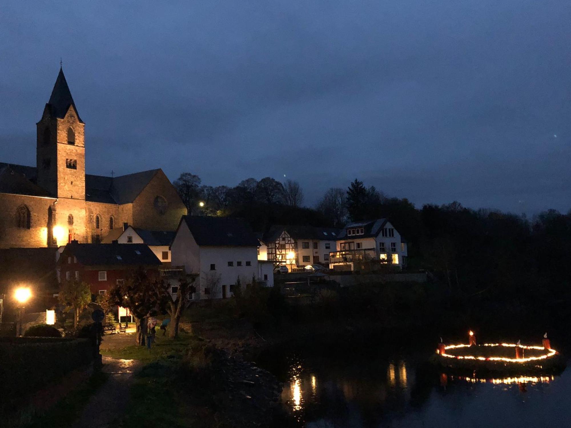 Ritterstube - Eifelstuben Mit Charme, Naehe See Und Burg, Aussergewoehnlich, Vulkaneifel Ulmen Екстериор снимка
